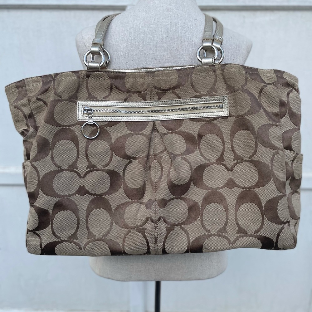 Coach Large Shoulder Tote/Bag